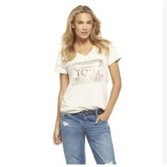 TOMS Womens Graphic Logo Short Sleeved T-Shirt - size Large - Picture 1 of 9